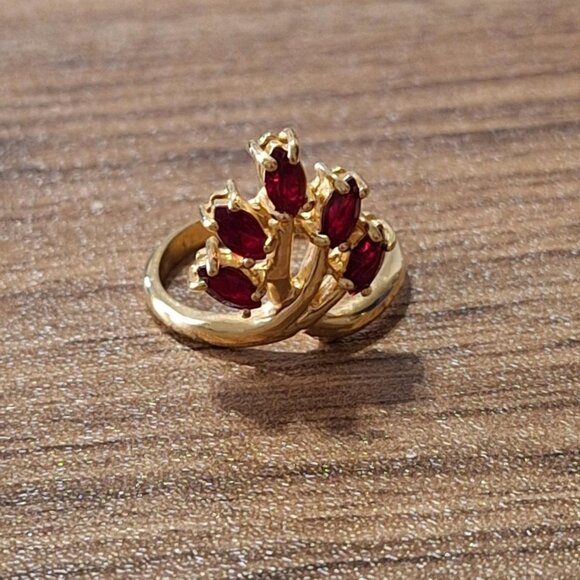 CELEBRITY Ruby Red Rhinestones Ring, Celebrity Mark - Picture 12 of 13